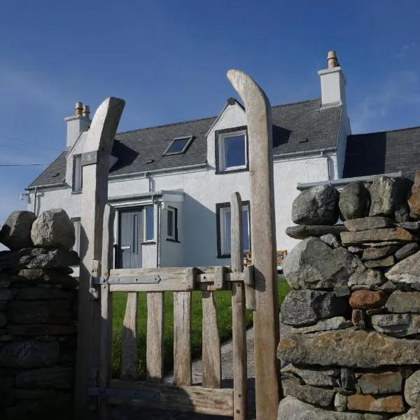 Macleod Cottage - Isle of Lewis Self-Catering，位于Dell的酒店
