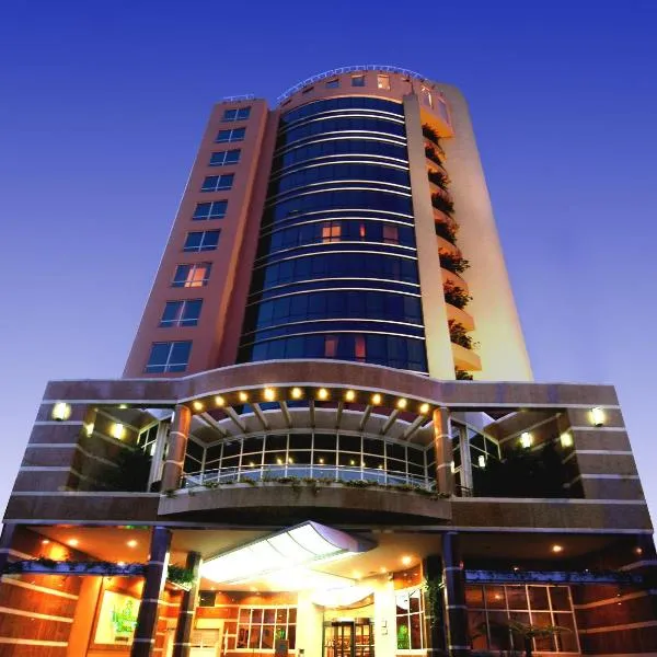 InterTower Hotel，位于Vuelta del Paraguayo的酒店