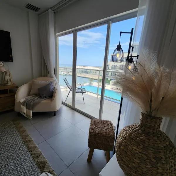 ARUBA DREAM GETAWAY 2BR/2BT OCEAN & POOL VIEW，位于奥拉涅斯塔德的酒店