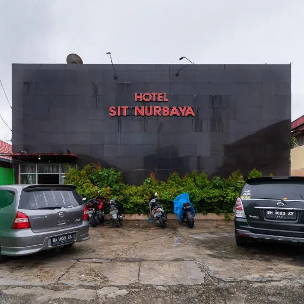 RedDoorz Syariah near Plaza Andalas Padang 2，位于Pasarsungai-nyala的酒店