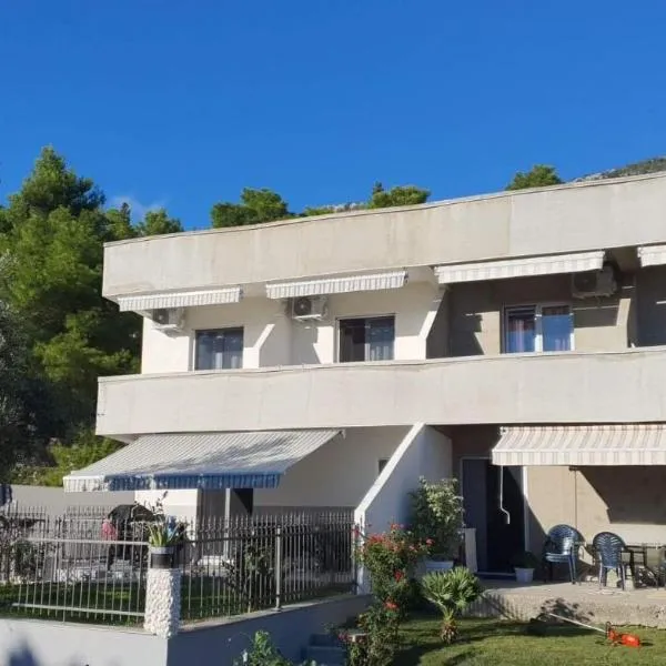 HM Apartmani，位于巴尔的酒店