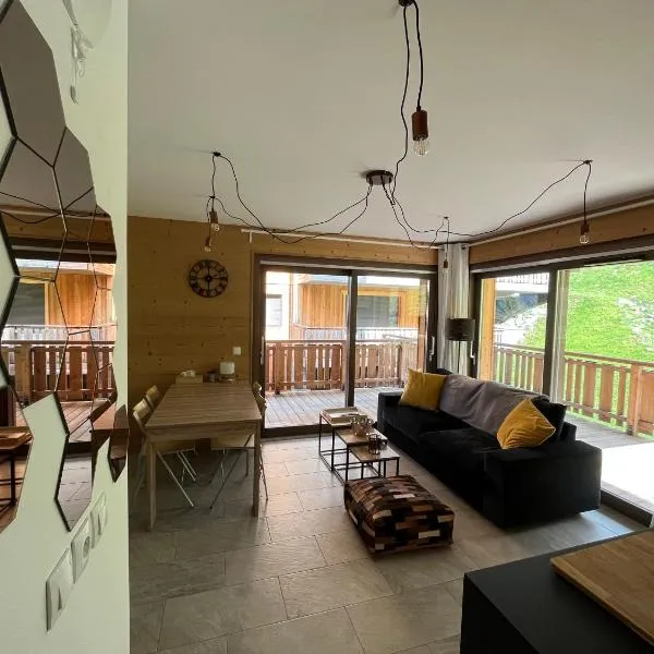 Châtel - Appartement 4-6 personnes - Les Châlets des Freinets C203，位于沙泰勒的酒店