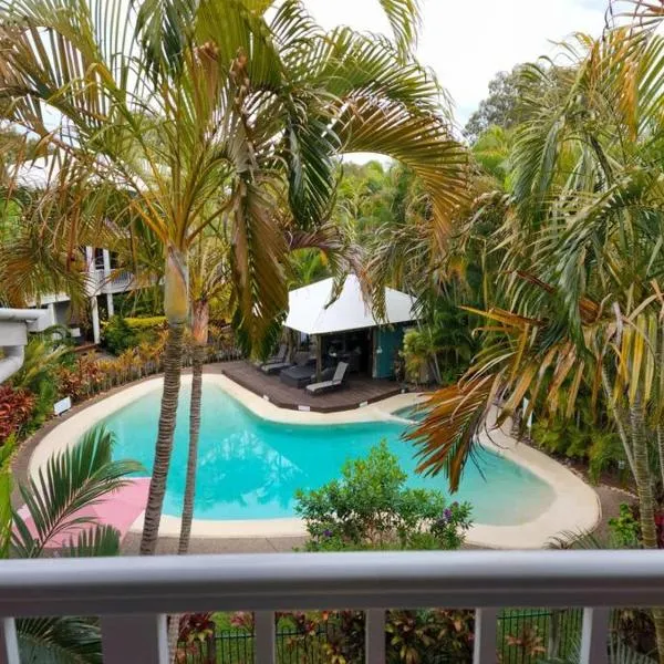 Luxury Top Floor Sunset Villa，位于努萨维尔的酒店