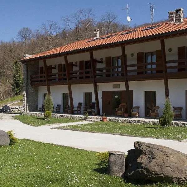 里奇格坎普里约乡村民宿，位于Agüés的酒店