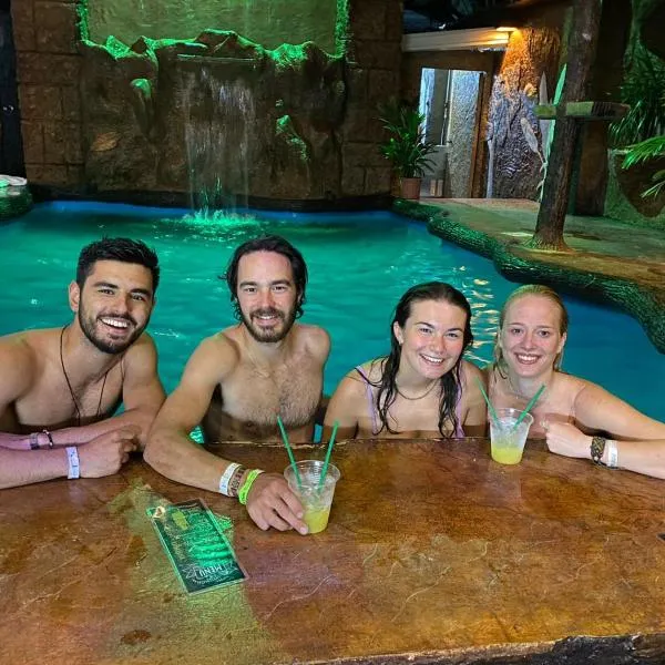 Arenal Poshpacker Boutique Urban Tropical Hotel，位于福尔图纳的酒店