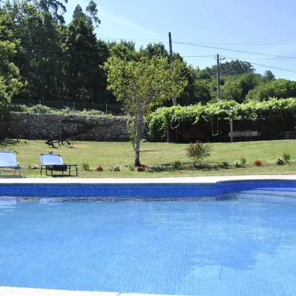 Casa da Buxeira . Entorno magico.，位于Caritel的酒店