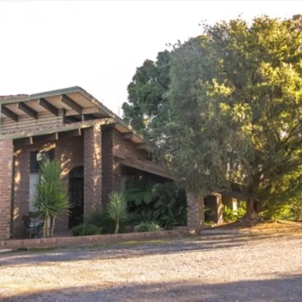 Luxe Ranch，位于天鹅山的酒店