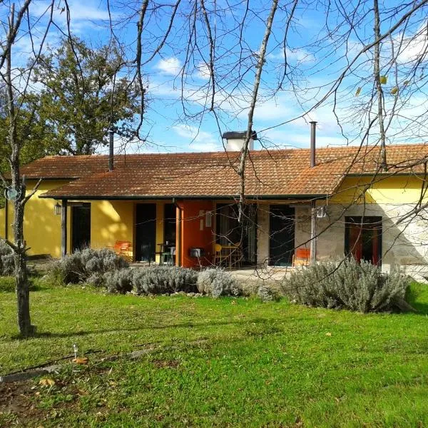 Casa Das Palmeiras-Pedagogic Farm，位于曼瓜尔迪的酒店