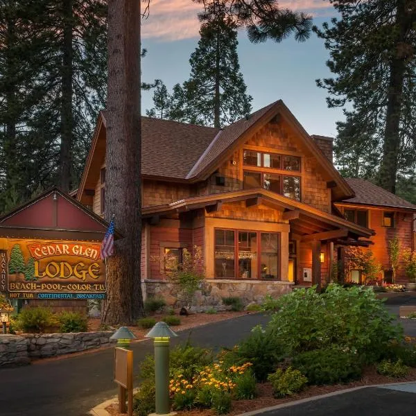 Cedar Glen Lodge，位于Donner Pines Tract的酒店