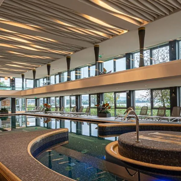Hotel Helikon, Keszthely，位于凯斯特海伊的酒店