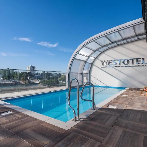 Westotel Le Pouliguen，位于勒宝利古恩的酒店