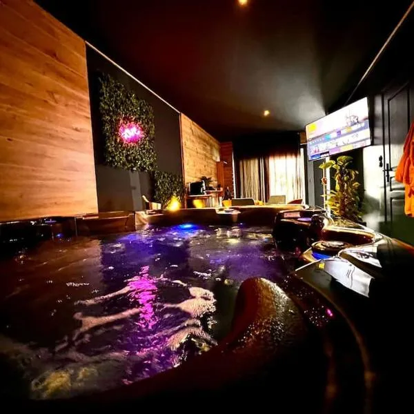 Homelove Spa，位于Neuilly-en-Thelle的酒店
