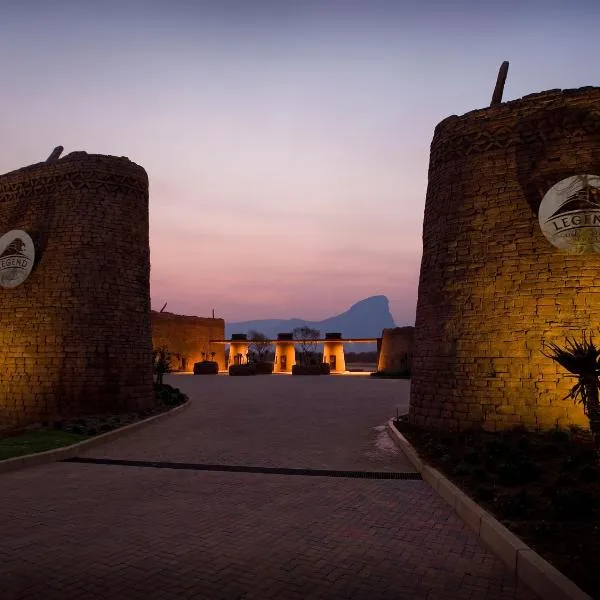 Monomotapa Village @ Legend Golf and Safari Resort，位于Naboomfontein的酒店