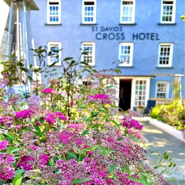 老十字酒店，位于圣大卫的酒店