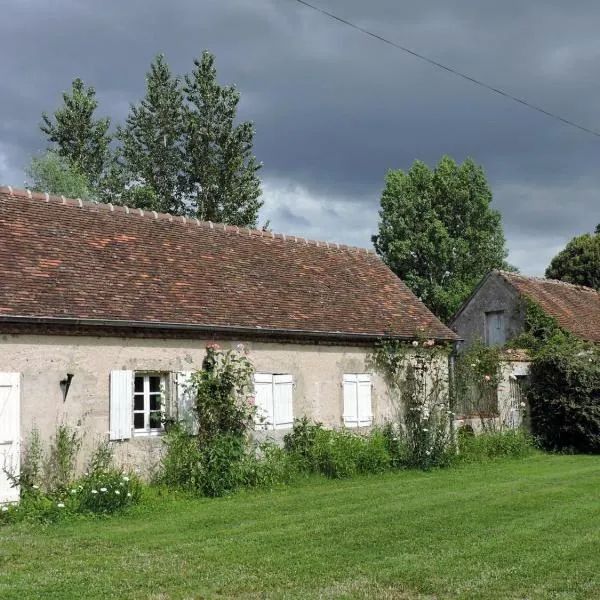 Maison de Charme à la Campagne avec Jardin Privatif, Confort Moderne et Accueil Chevaux - FR-1-489-64，位于拉帕利斯的酒店