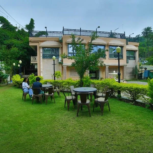 Hotel Shiv Villa，位于Delmāra的酒店