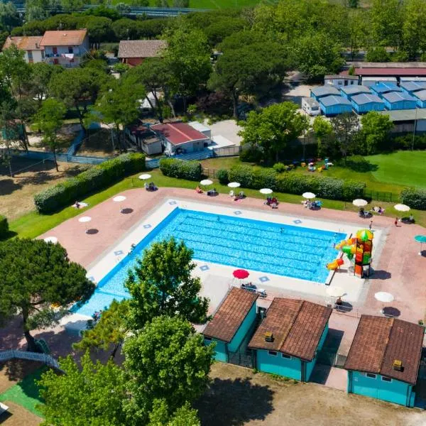 Cesenatico Camping Village，位于切塞纳蒂科的酒店