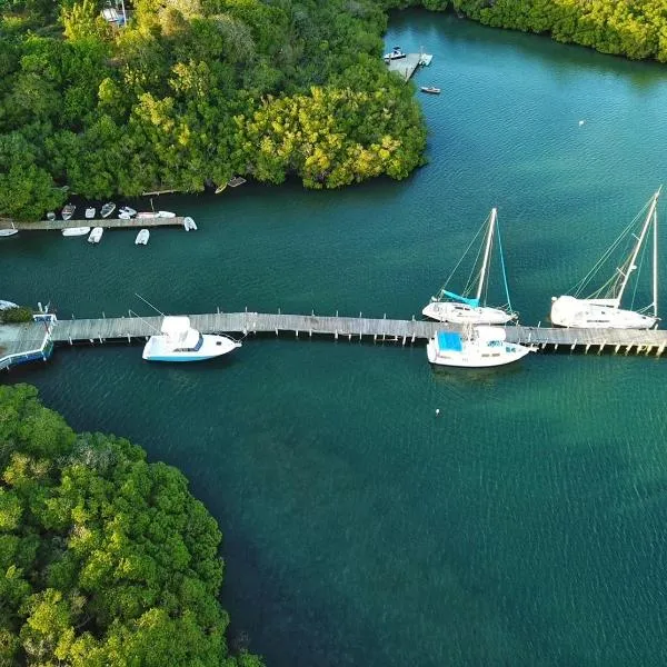 Puerto Blanco Marina & Hotel，位于Luperón的酒店