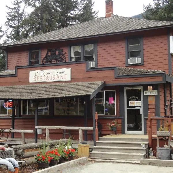 老城炊车吧及烧烤酒店，位于Boston Bar的酒店
