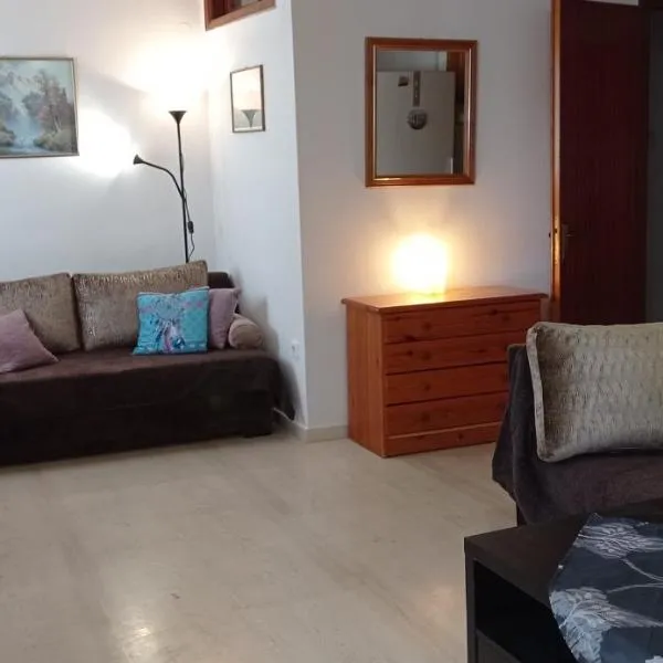 Ευρύχωρο και άνετο διαμέρισμα στην Ιτέα Joanna's Apartment，位于Kírra的酒店