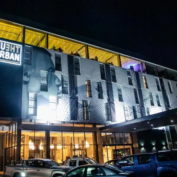 The Urban Hotel Lusaka，位于Mwambula的酒店