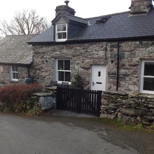 Garth Engan Private Self Contained B&B with Garden Area，位于Llanfair的酒店