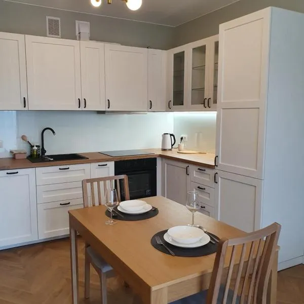 Apartament Imara-klimatyzacja, miejsce parkingowe，位于罗兹的酒店