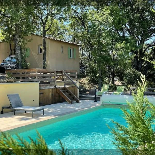 Le Dourmidou - Gite avec piscine, au pied du Luberon，位于奥佩德的酒店