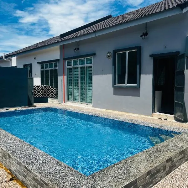 Villa Pool Kepala Batas，位于Kampong Hilir的酒店