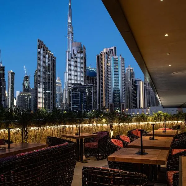 ME Dubai by Meliá，位于迪拜的酒店