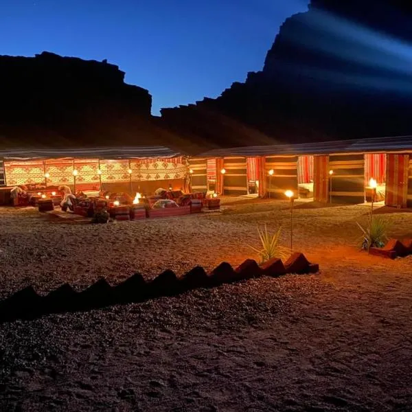 Wadi Rum Wonders Camp，位于Al Quwayrah的酒店