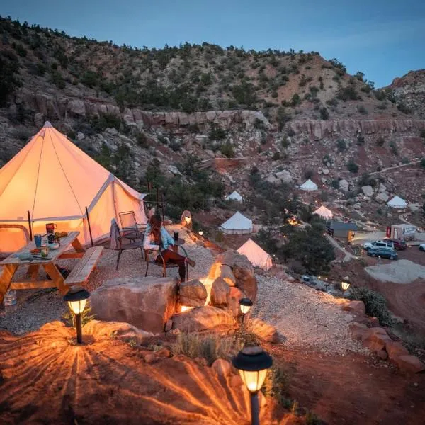 锡安探险豪华野营地，位于Colorado City的酒店