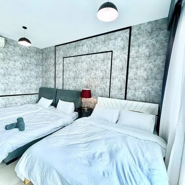 E 1-5Pax Cozy home 4 Bed Wifi TV Trefoil @Setia City Setia Alam SCCC，位于实达阿南的酒店