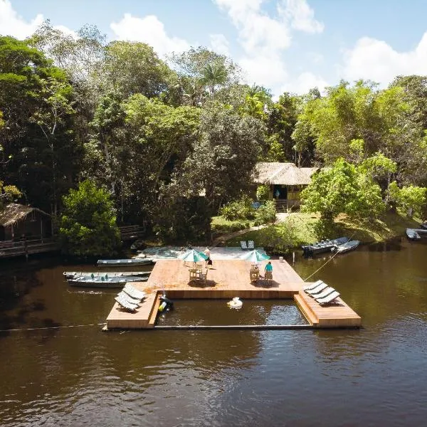 海豚酒店，位于Careiro的酒店