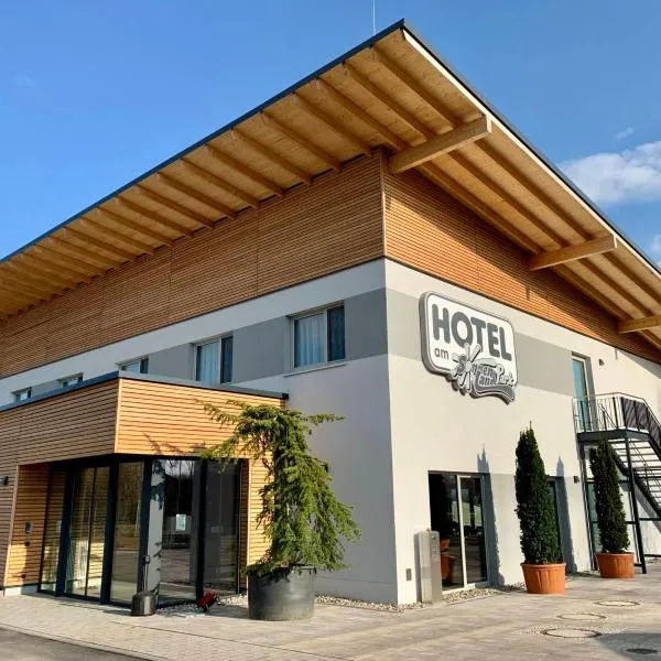 Hotel am Sonnenlandpark，位于Dittersbach的酒店