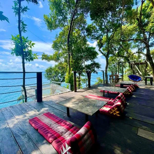 The Cliff Hostel, M'Pay Bay，位于高龙撒冷岛的酒店