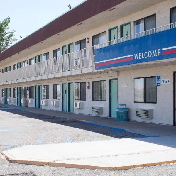 格林里弗6号汽车旅馆，位于格林里弗的酒店