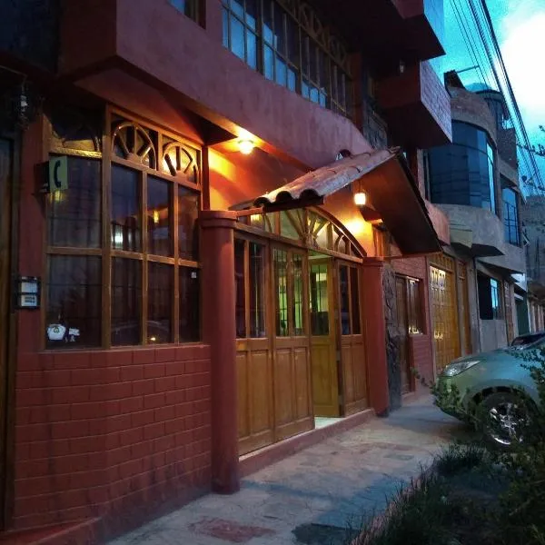 Hostal Vista al Lago Titicaca Puno，位于普诺的酒店