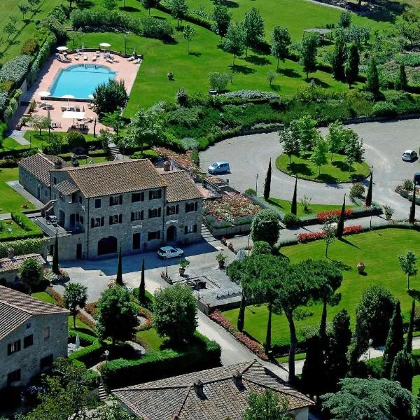 博尔戈伊尔美罗奈酒店，位于Montecchio Del Loto的酒店