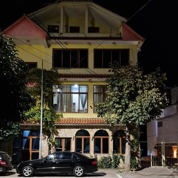 Hotel Restaurant Savoja，位于Bishnicë的酒店