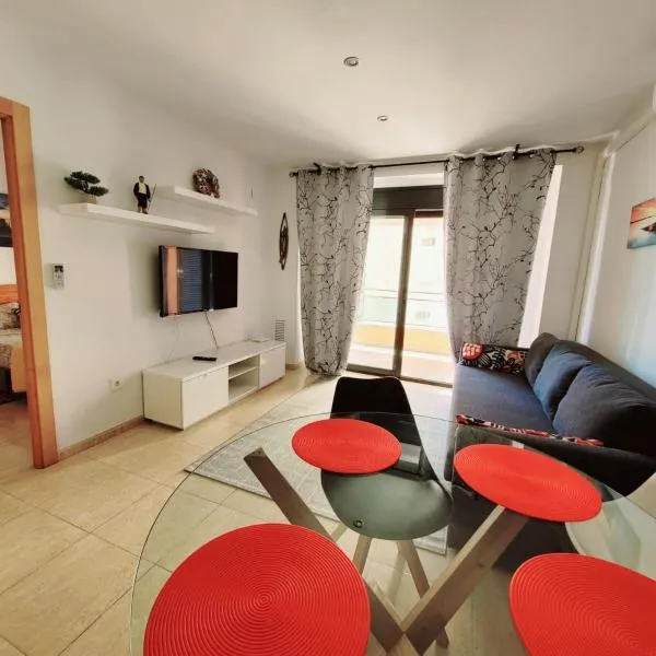 Apartament Lloret de Mar with terrace，位于罗列特海岸的酒店