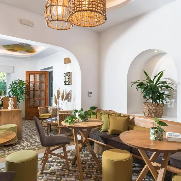 Semiramis Guesthouse，位于Agia Kiriaki Beach的酒店