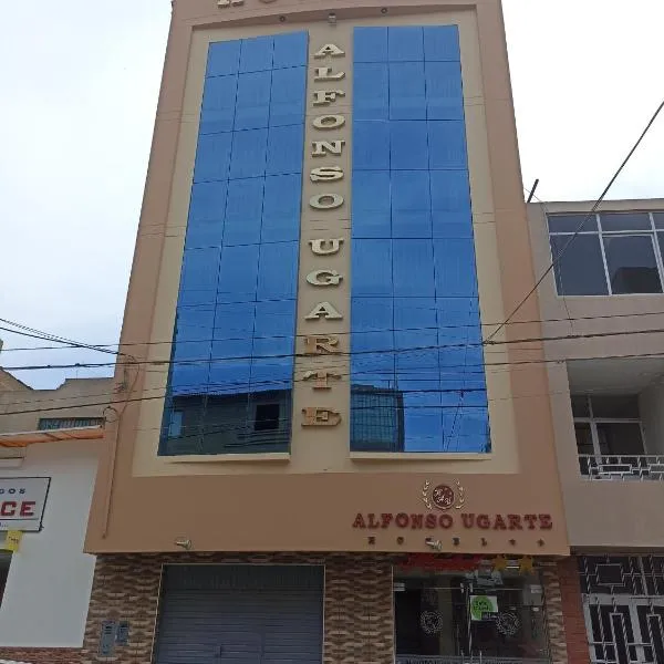HOTEL ALFONSO UGARTE，位于齐克拉约的酒店