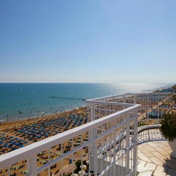 Termini Beach Hotel & Suites，位于利多迪耶索罗的酒店