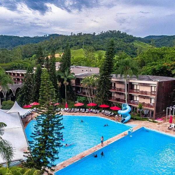 Hotel Internacional Gravatal，位于Armazém的酒店