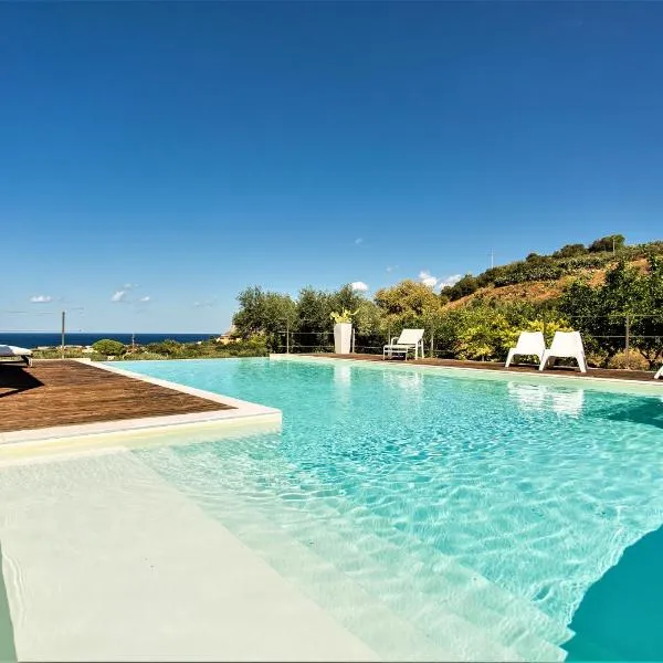 Villa Maria una finestra sul mare，位于瓦尔德利切的酒店