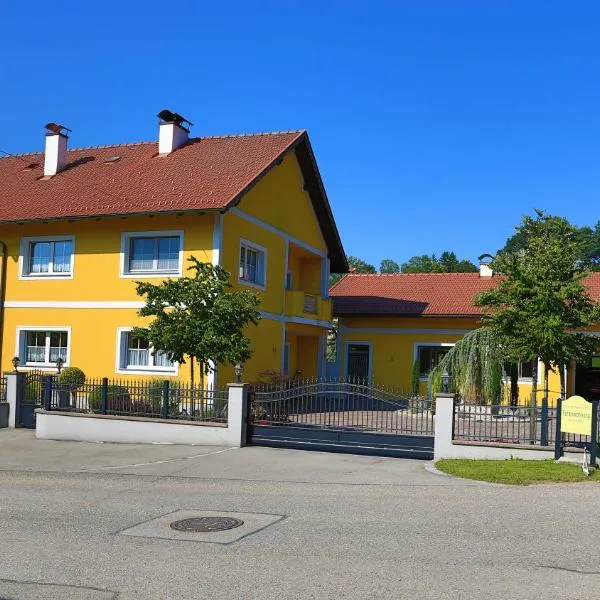 Ferienwohnungen Hanetseder，位于Wallern an der Trattnach的酒店