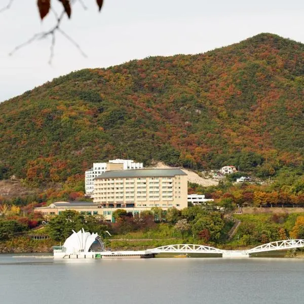 Cheongpung Resort，位于丹阳的酒店