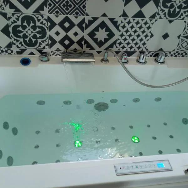 阿格斯尔酒店，位于昂布勒特斯的酒店