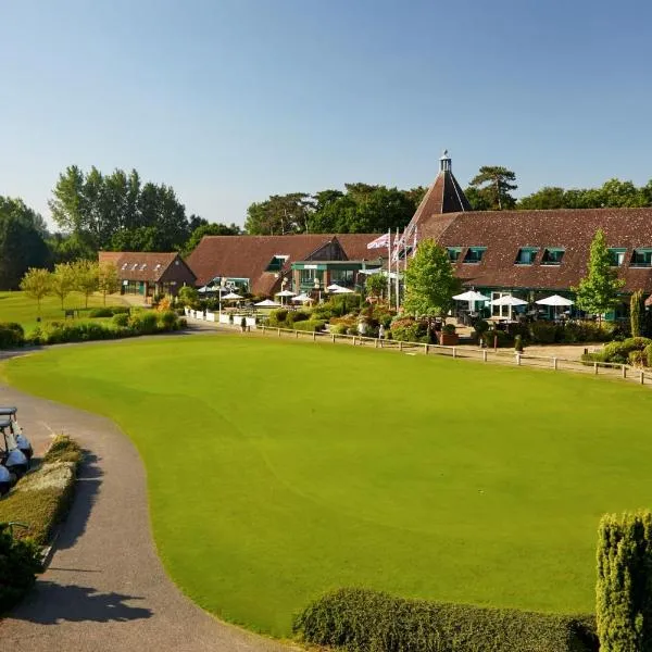 Ufford Park Resort，位于伍德布里奇的酒店